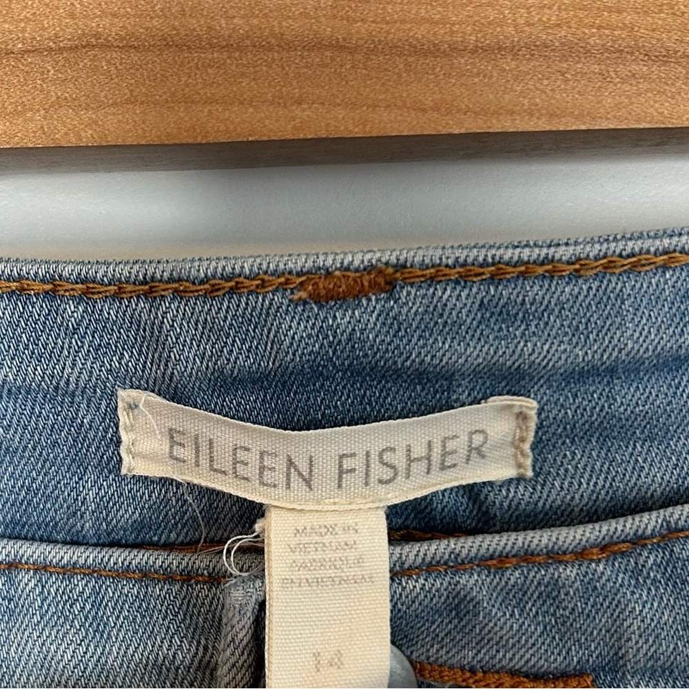 EILEEN FISHER Step Hem Organic Cotton Jeans - Picture 7 of 7